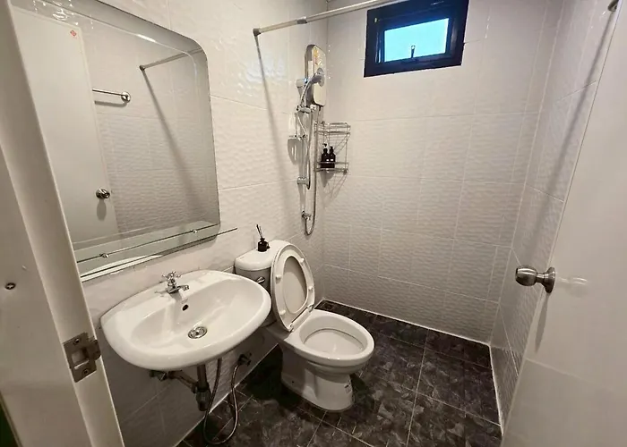 Cozy Canal House 1 Min To Mrt & Street Foods